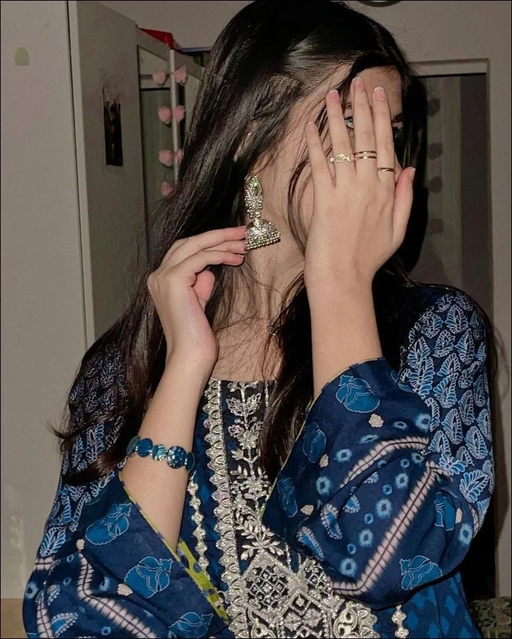 cute girl pic

